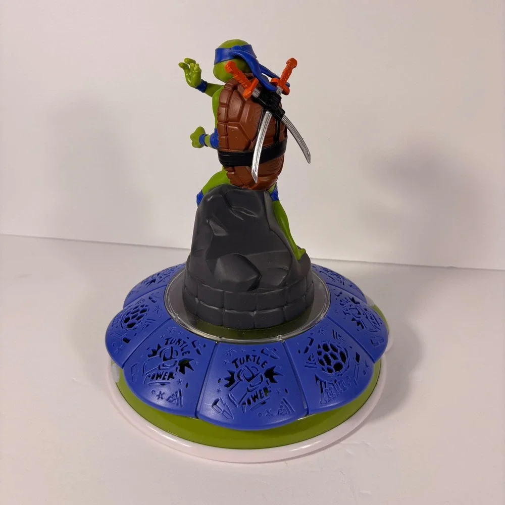 TMNT Leonardo LED Night Light Room Projector Paramount 21730 Blue Green
